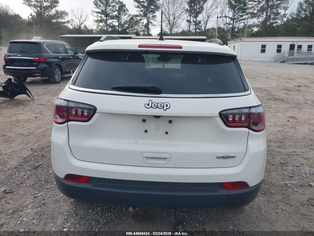 2019 Jeep Compass Sun And Wheel Fwd მანქანა იყიდება აუქციონზე, vin: 3C4NJCBB1KT637424, აუქციონის ნომერი: 44689424