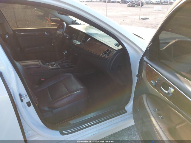 2014 Hyundai Equus Signature მანქანა იყიდება აუქციონზე, vin: KMHGH4JH3EU089609, აუქციონის ნომერი: 44689426