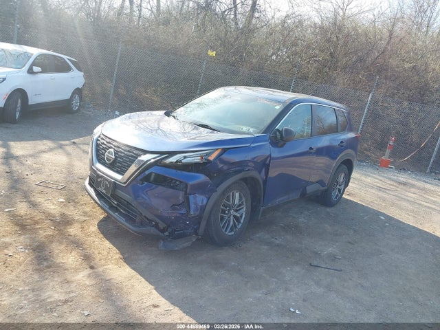 5N1AT3ABXMC836122 Nissan Rogue S Intelligent Awd