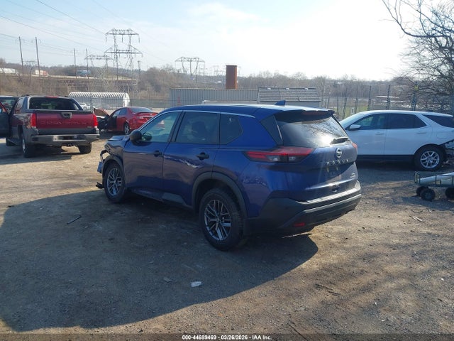 5N1AT3ABXMC836122 Nissan Rogue S Intelligent Awd