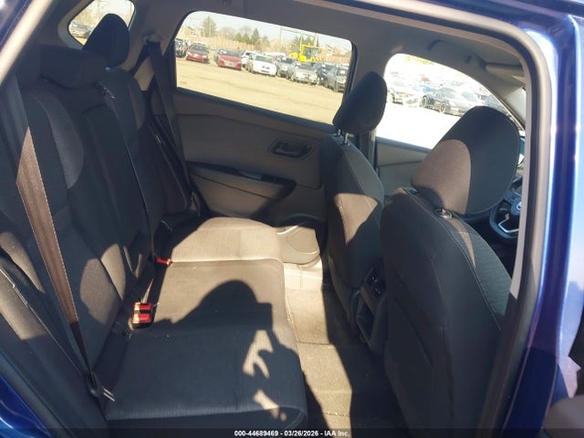 5N1AT3ABXMC836122 Nissan Rogue S Intelligent Awd