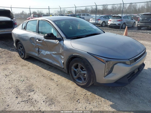 44689490 :رقم المزاد ، 3KPFT4DE7SE166248 vin ، 2025 Kia K4 Lxs مزاد بيع