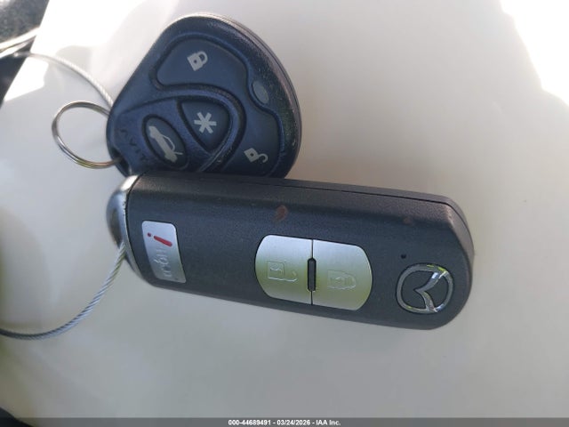 44689491 :رقم المزاد ، JM1BL1M65B1378302 vin ، 2011 Mazda Mazda3 مزاد بيع