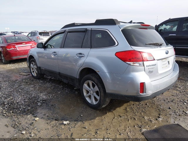 2014 Subaru Outback 2.5i Premium მანქანა იყიდება აუქციონზე, vin: 4S4BRBCC5E3316186, აუქციონის ნომერი: 44689512