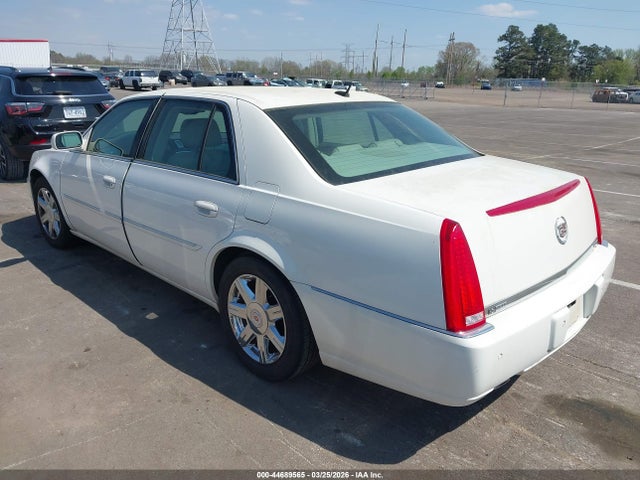 2007 CADILLAC DTS 1G6KD57Y57U208807 Photo 2