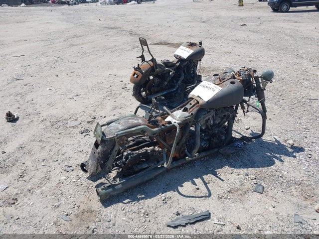2000 Harley-davidson Flhpi მანქანა იყიდება აუქციონზე, vin: 1HD1FHW18YY636548, აუქციონის ნომერი: 44689576