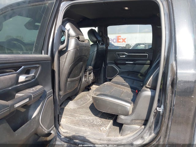 44689592 :رقم المزاد ، 1C6SRFJT9KN806989 vin ، 2019 Ram 1500 Laramie  4x4 5'7 Box مزاد بيع