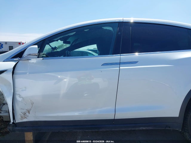 Продажа на аукционе авто 2020 Tesla Model X Long Range Dual Motor All-wheel Drive/long Range Plus Dual Motor All-wheel Drive, vin: 5YJXCDE22LF271963, номер лота: 44689615
