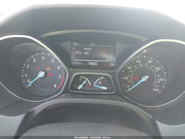2016 Ford Focus Se მანქანა იყიდება აუქციონზე, vin: 1FADP3K28GL311462, აუქციონის ნომერი: 44689624