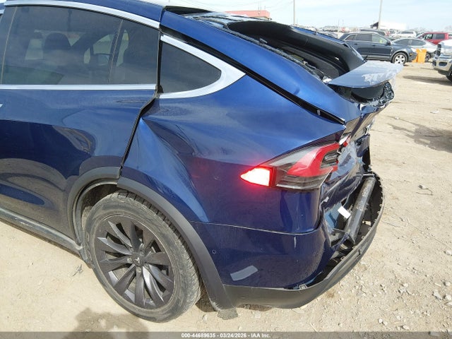 Aukcja sprzedaży 2018 Tesla Model X 100d/75d/p100d, vin: 5YJXCAE24JF118223, numer aukcji: 44689635