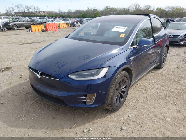 2018 TESLA MODEL X 5YJXCAE24JF118223 Photo 1