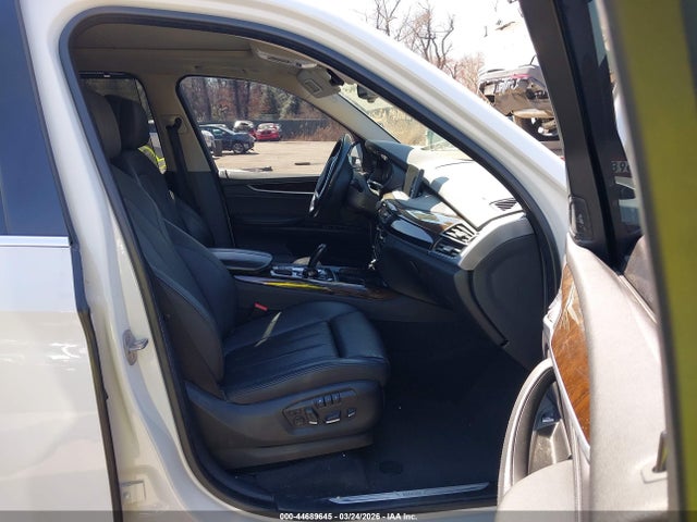2014 BMW X5 5UXKR6C52E0J72870 Photo 4