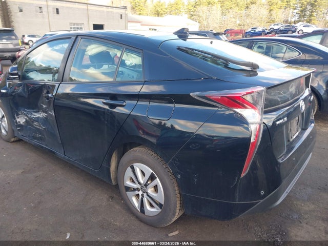 JTDKARFU3H3048283 Toyota Prius Four