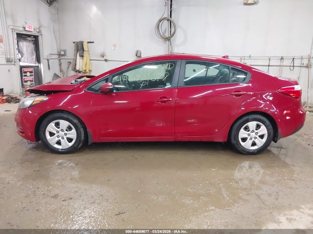 Продаж на аукціоні авто 2015 Kia Forte Lx, vin: KNAFX4A66F5347762, номер лоту: 44689677