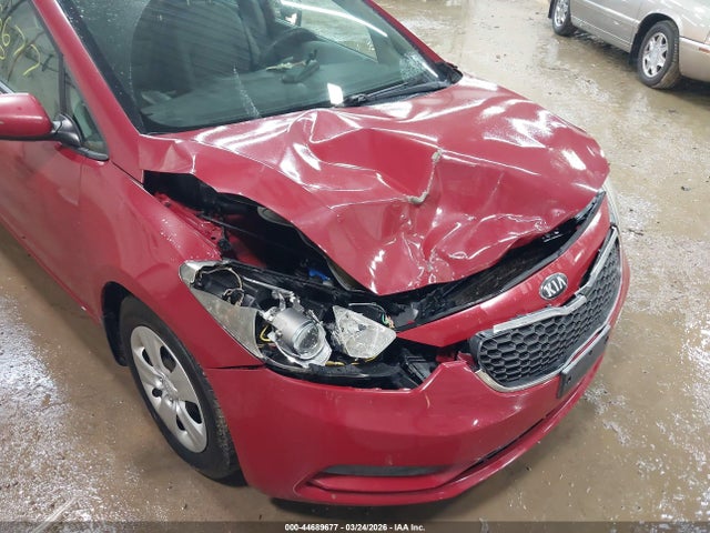 Продаж на аукціоні авто 2015 Kia Forte Lx, vin: KNAFX4A66F5347762, номер лоту: 44689677