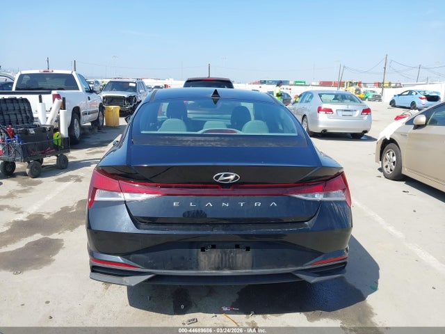 44689686 :رقم المزاد ، KMHLS4AG9NU241500 vin ، 2022 Hyundai Elantra Sel مزاد بيع