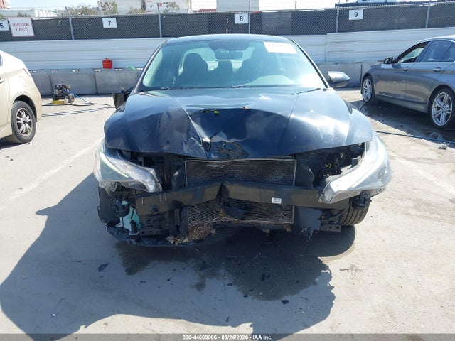 44689686 :رقم المزاد ، KMHLS4AG9NU241500 vin ، 2022 Hyundai Elantra Sel مزاد بيع