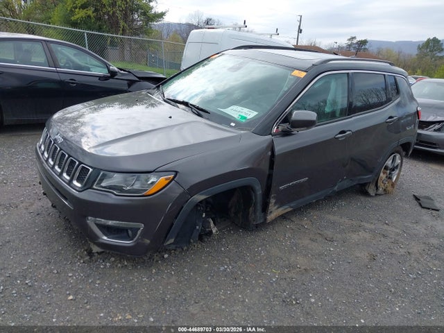 44689703 :رقم المزاد ، 3C4NJDCB8JT143967 vin ، 2018 Jeep Compass Limited 4x4 مزاد بيع