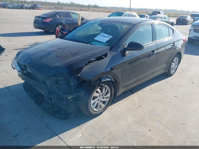 Hyundai ELANTRA SE 2020 5NPD74LF7LH602454 Image 2