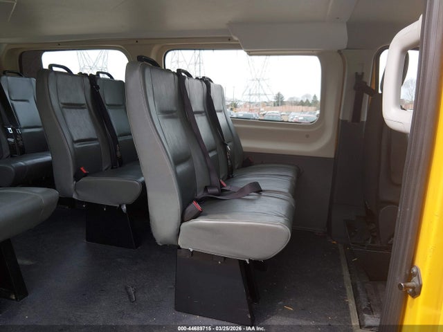 Ford Transit-150 2023 1FTYE2Y82PKA84086 Image 7