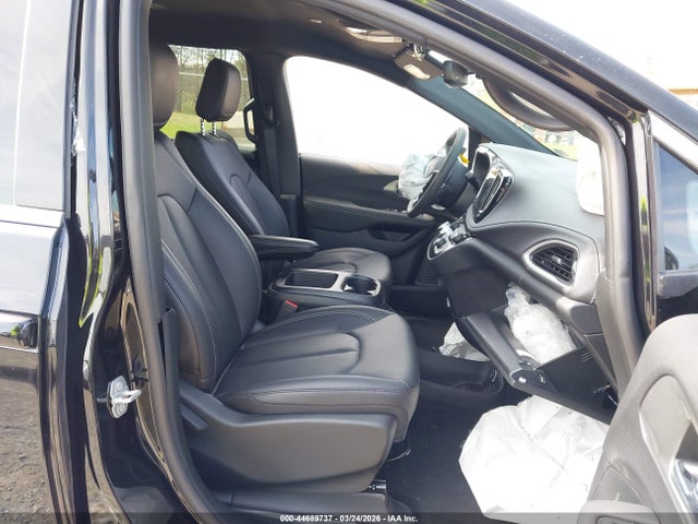 Продажа на аукционе авто 2026 Chrysler Pacifica Select, vin: 2C4RC1BG6TR159730, номер лота: 44689737