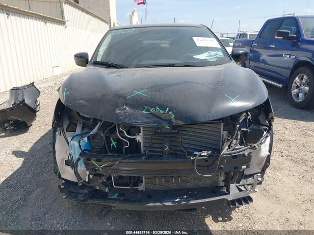 JN1BJ1CP5KW229717 Nissan Rogue Sport S