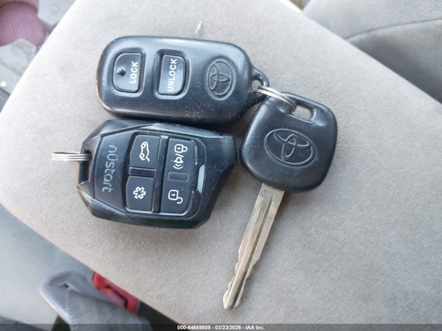 2007 TOYOTA COROLLA 1NXBR30E97Z819552 Photo 10