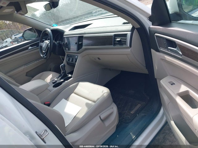 Продаж на аукціоні авто 2018 Volkswagen Atlas 3.6l V6 Se W/technology, vin: 1V2PR2CAXJC588542, номер лоту: 44689844