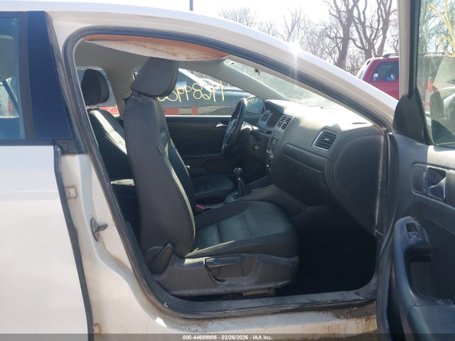 Продаж на аукціоні авто 2012 Volkswagen Jetta 2.5l Se, vin: 3VWBP7AJ9CM318816, номер лоту: 44689906