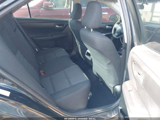2016 Toyota Camry Le მანქანა იყიდება აუქციონზე, vin: 4T4BF1FK0GR517602, აუქციონის ნომერი: 44689919