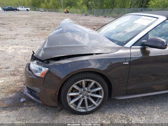 44689929 :رقم المزاد ، WAUWFAFH9FN008117 vin ، 2015 Audi A5 2.0t Premium مزاد بيع