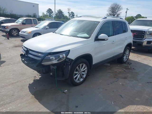 Продаж на аукціоні авто 2017 Volkswagen Tiguan 2.0t Wolfsburg Edition, vin: WVGRV7AX4HK003055, номер лоту: 44689953