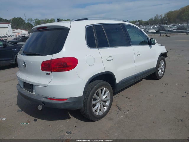 Продаж на аукціоні авто 2017 Volkswagen Tiguan 2.0t Wolfsburg Edition, vin: WVGRV7AX4HK003055, номер лоту: 44689953