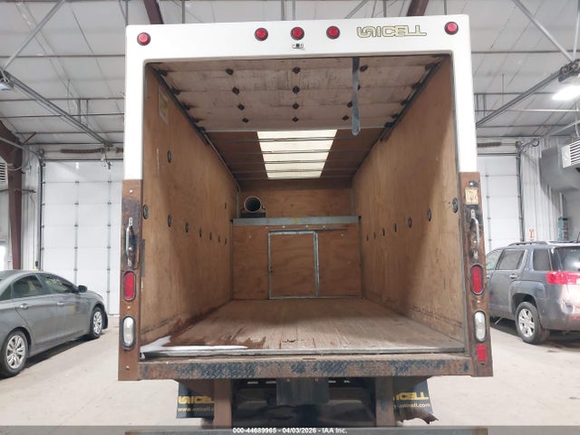 44689965 :رقم المزاد ، 1GB0GSFG3J1345518 vin ، 2018 Chevrolet Express Cutaway Work Van مزاد بيع