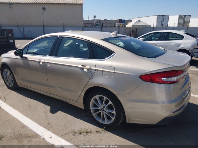 Ford Fusion Hybrid Se 2019 3FA6P0LU9KR223148 Image 3