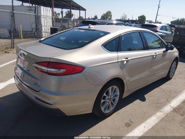Ford Fusion Hybrid Se 2019 3FA6P0LU9KR223148 Image 4