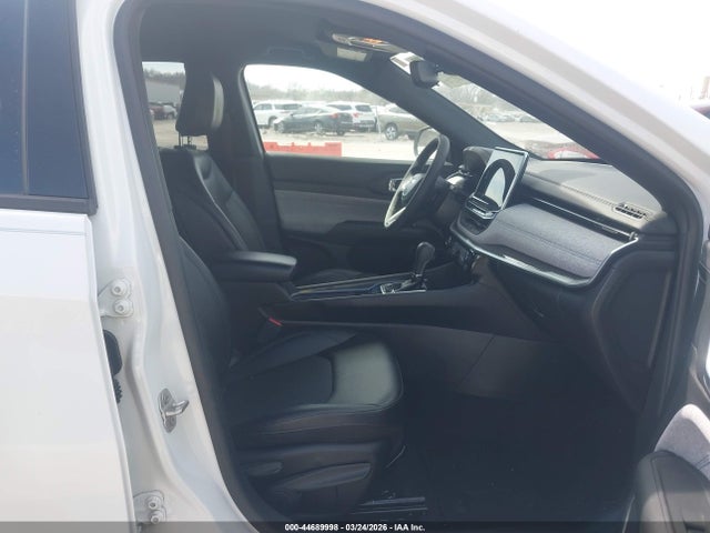 44689998 :رقم المزاد ، 3C4NJDBN8RT105596 vin ، 2024 Jeep Compass Latitude 4x4 مزاد بيع