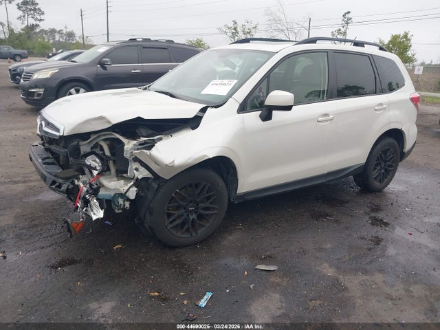 2015 Subaru Forester 2.5i Premium მანქანა იყიდება აუქციონზე, vin: JF2SJAGC1FH835841, აუქციონის ნომერი: 44690025