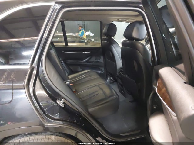 2014 BMW X5 5UXKR0C52E0K43563 Photo 7