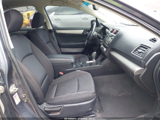 44690074 :رقم المزاد ، 4S3BNBC6XG3025647 vin ، 2016 Subaru Legacy 2.5i Premium مزاد بيع