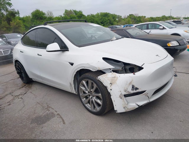 2021 TESLA MODEL Y 5YJYGDED8MF210709
