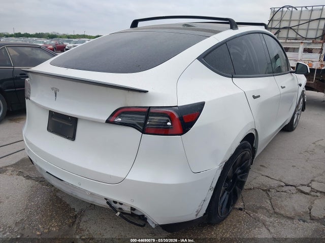 2021 TESLA MODEL Y 5YJYGDED8MF210709 Photo 3