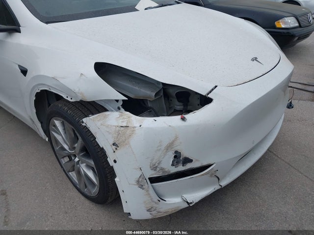 2021 TESLA MODEL Y 5YJYGDED8MF210709 Photo 5