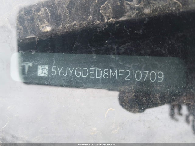 2021 TESLA MODEL Y 5YJYGDED8MF210709 Photo 8