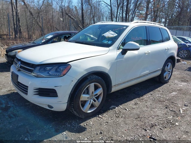 2012 VOLKSWAGEN TOUAREG WVGFK9BP8CD003188 Photo 1