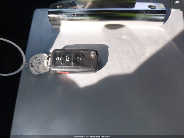 Продаж на аукціоні авто 2015 Volkswagen Jetta 1.8t Sport, vin: 3VWD17AJ7FM221113, номер лоту: 44690128