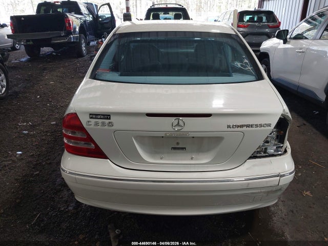 Продаж на аукціоні авто 2003 Mercedes-benz C 230 Kompressor Sport, vin: WDBRF40J03F417351, номер лоту: 44690146