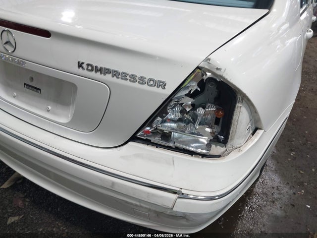 Продаж на аукціоні авто 2003 Mercedes-benz C 230 Kompressor Sport, vin: WDBRF40J03F417351, номер лоту: 44690146