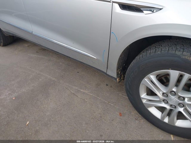 44690162 :رقم المزاد ، 5GAERBKW6JJ217106 vin ، 2018 Buick Enclave Essence مزاد بيع