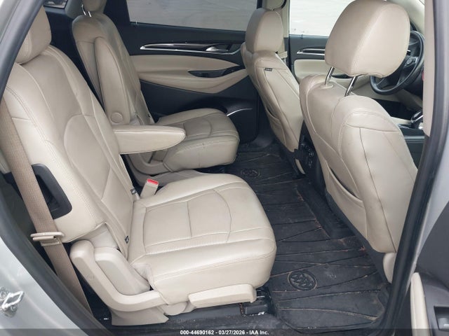 44690162 :رقم المزاد ، 5GAERBKW6JJ217106 vin ، 2018 Buick Enclave Essence مزاد بيع